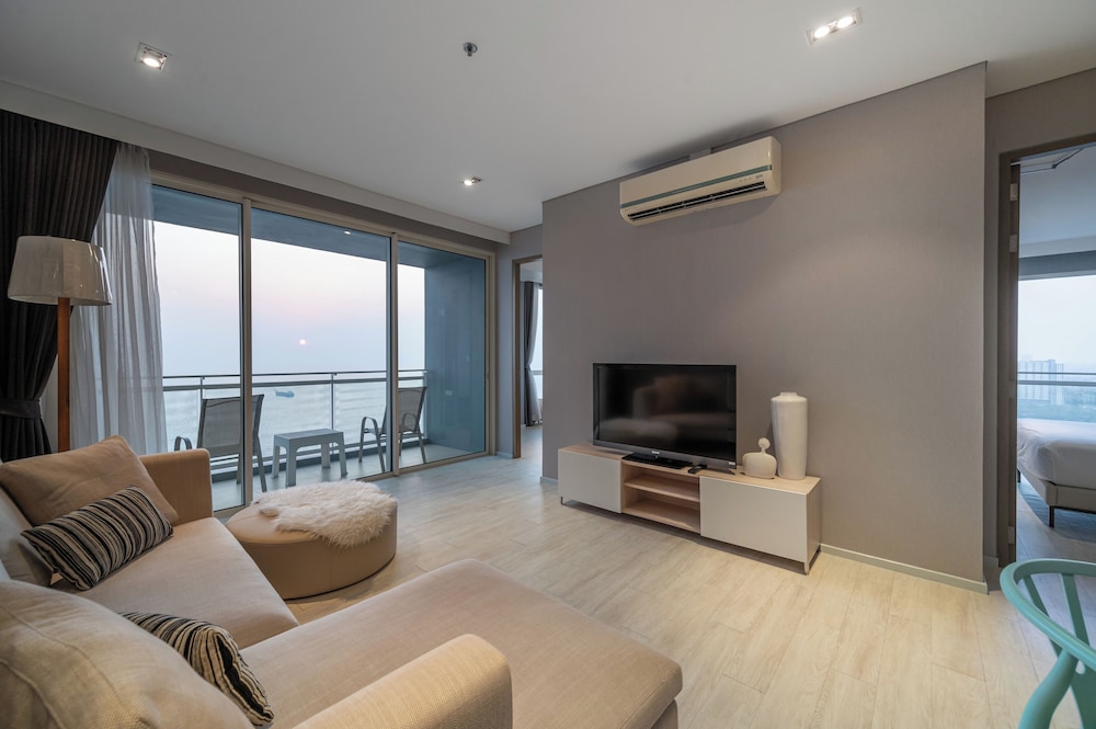 Veranda Residence by SEA U PATTAYA