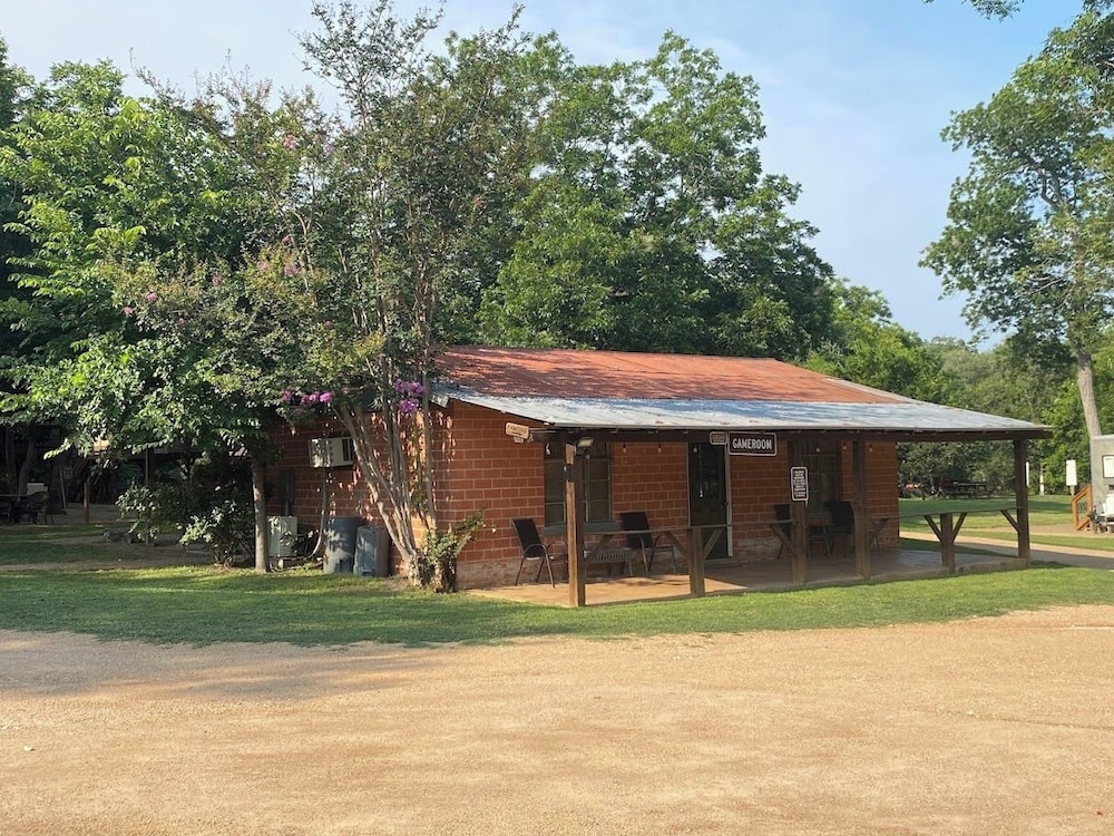Geronimo Creek Retreat