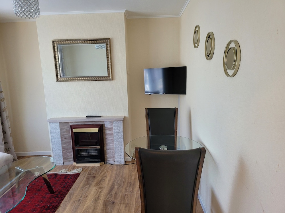 Bright & Homely Apartment, photo 6