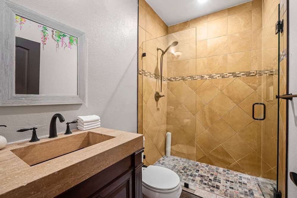 Stunning House wt 6Br 5bth SJ