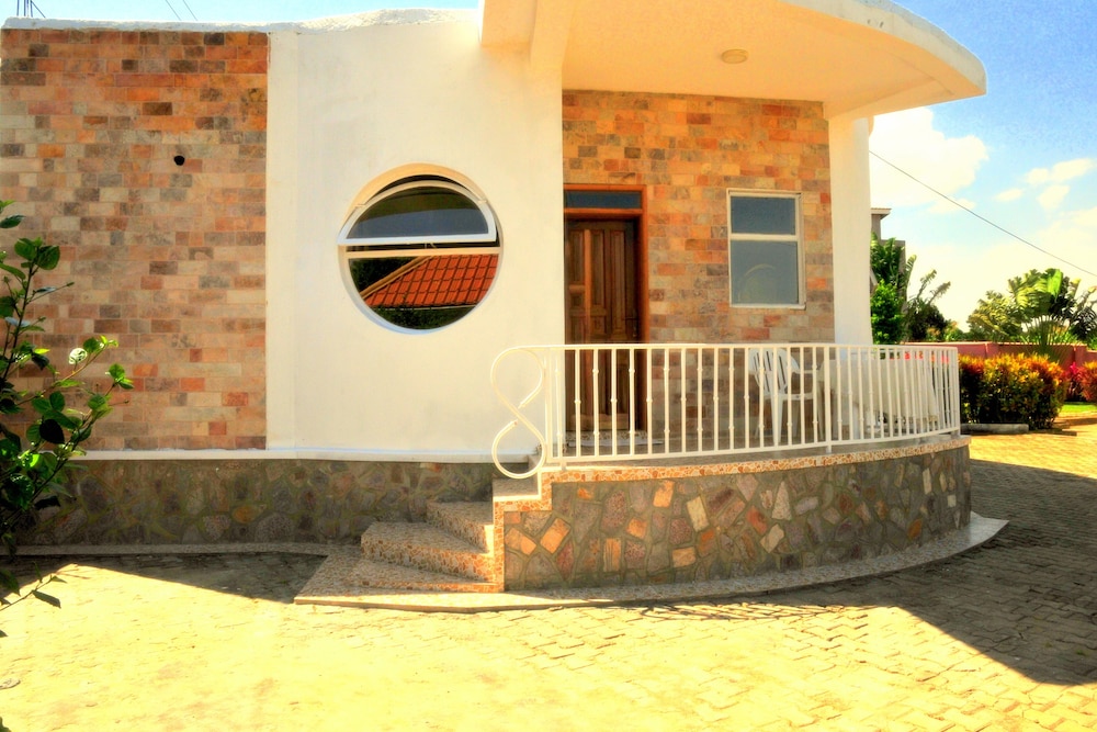 Photo 47