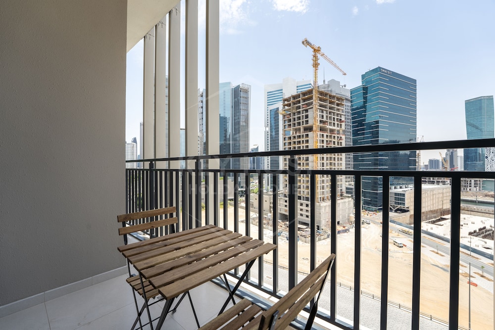 Zada Tower 1BR Apt- Business Bay - Dubai