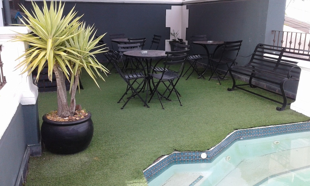 Leeuwenzee Guest House