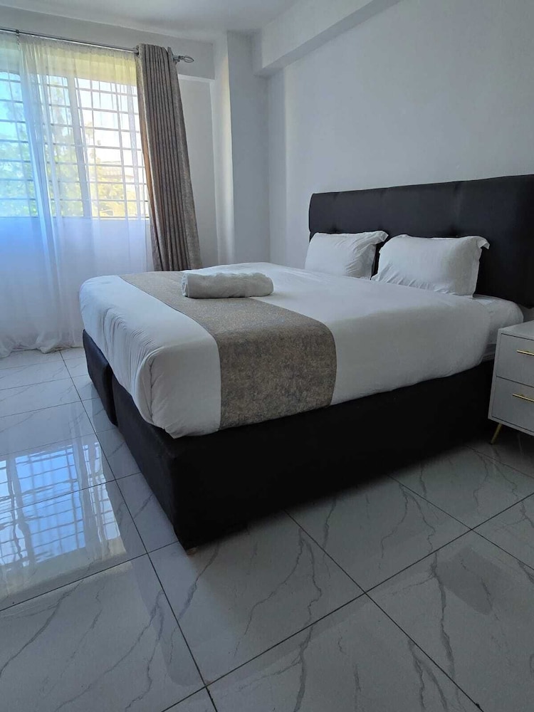Roam Apartments