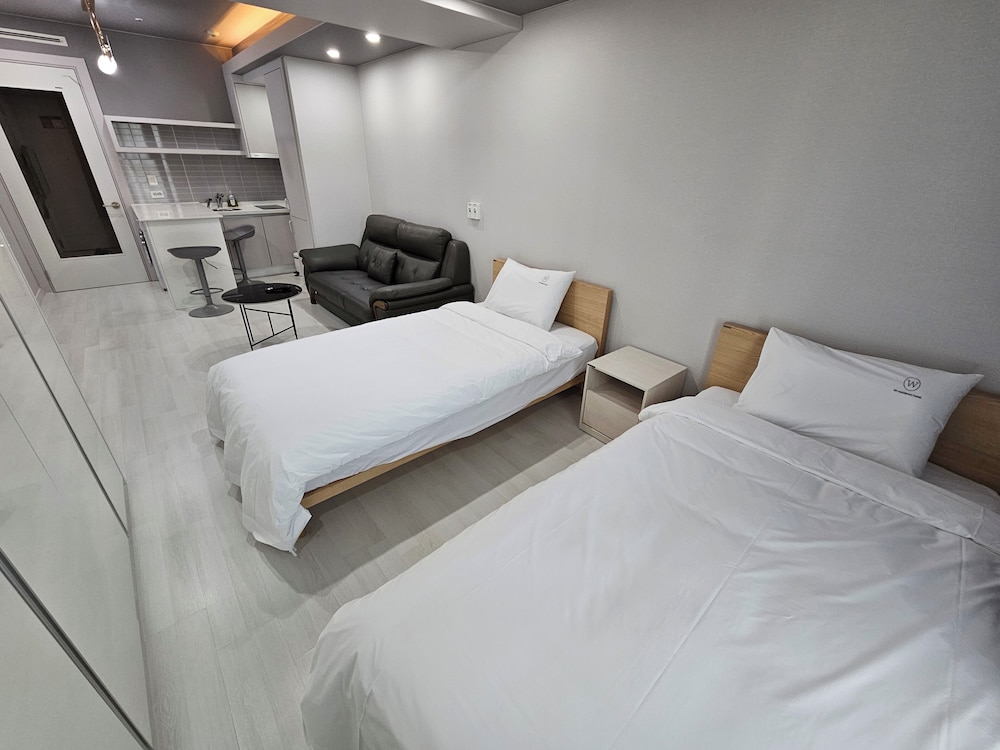 W Residence Hotel Centum City 14