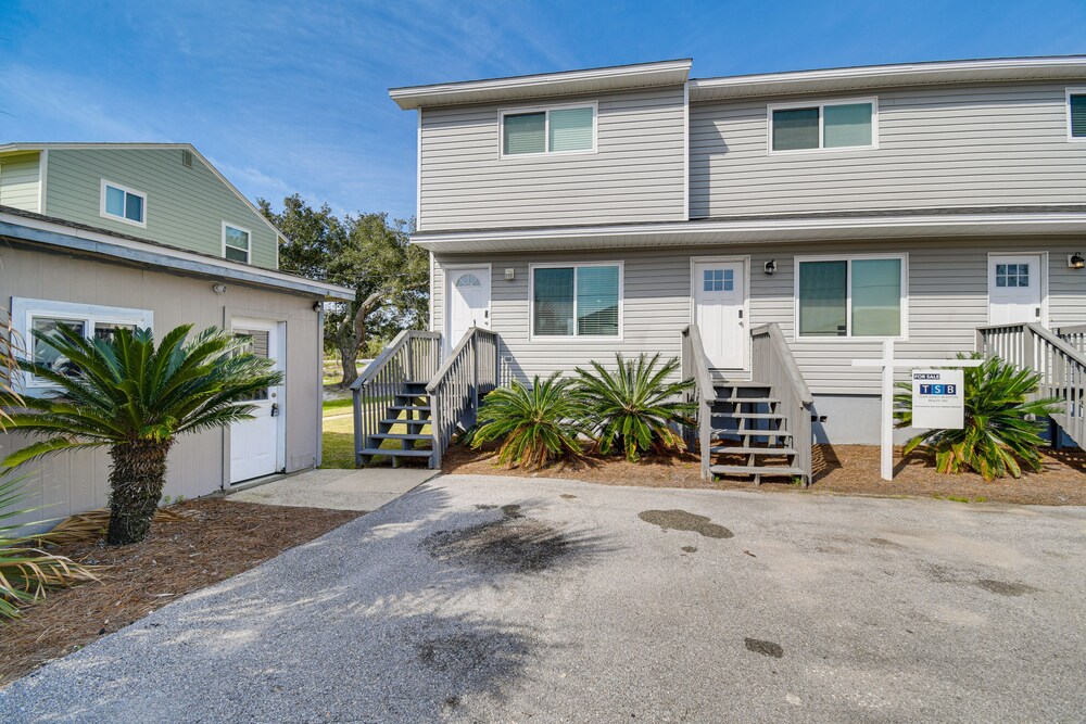 Pensacola Townhome Near Gulf National Seashore! view 2