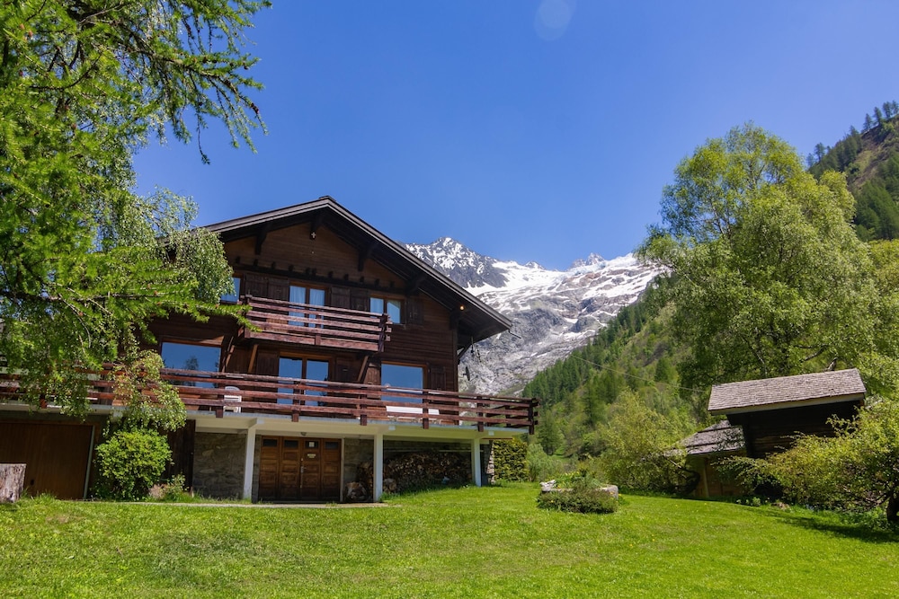 Chalet La Remuaz in Le Tour Argenti re
