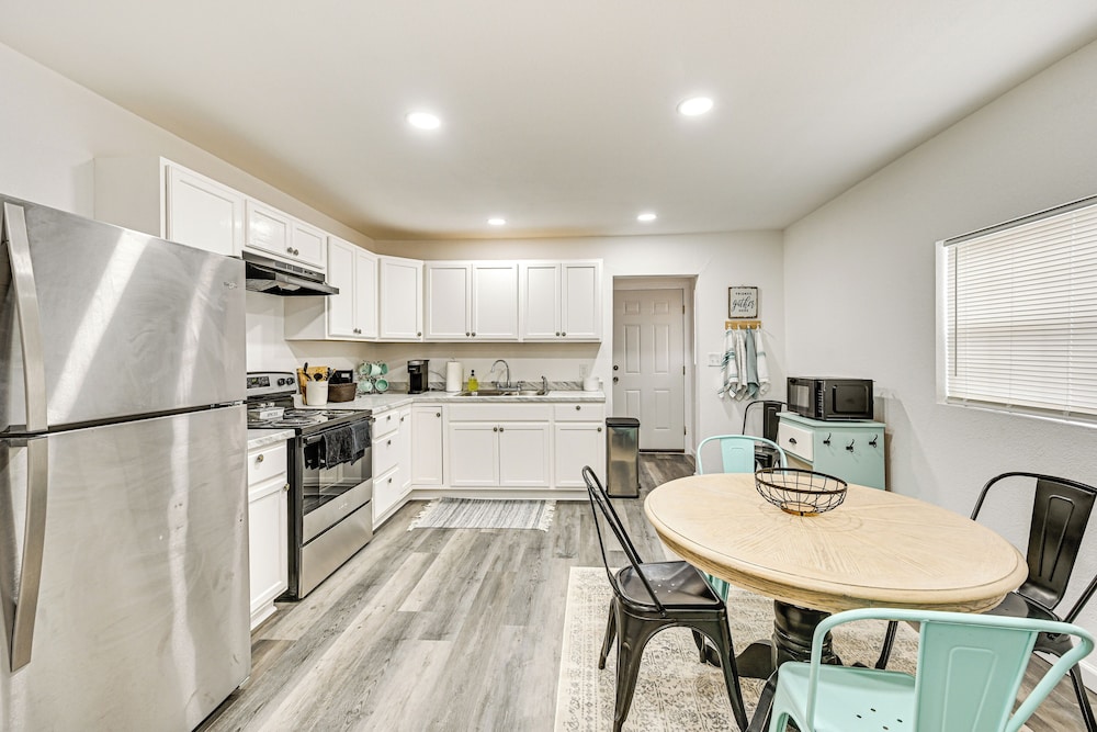 1 Mi to Dtwn: Family Home w/ Porch in Brownwood
