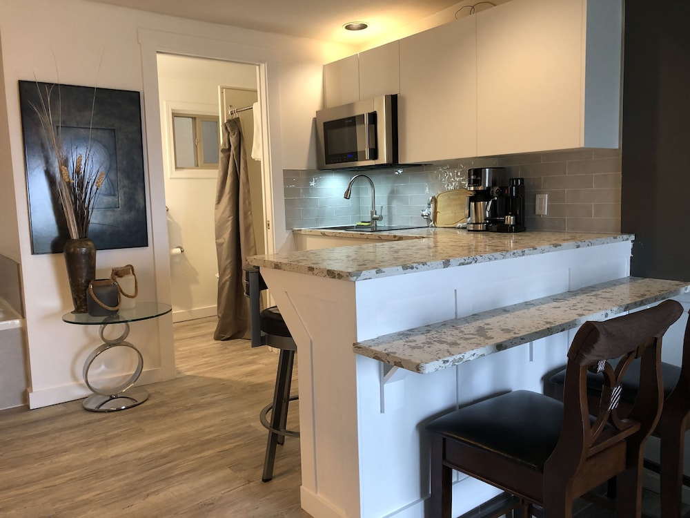 Qualicum Breeze Beach Resort