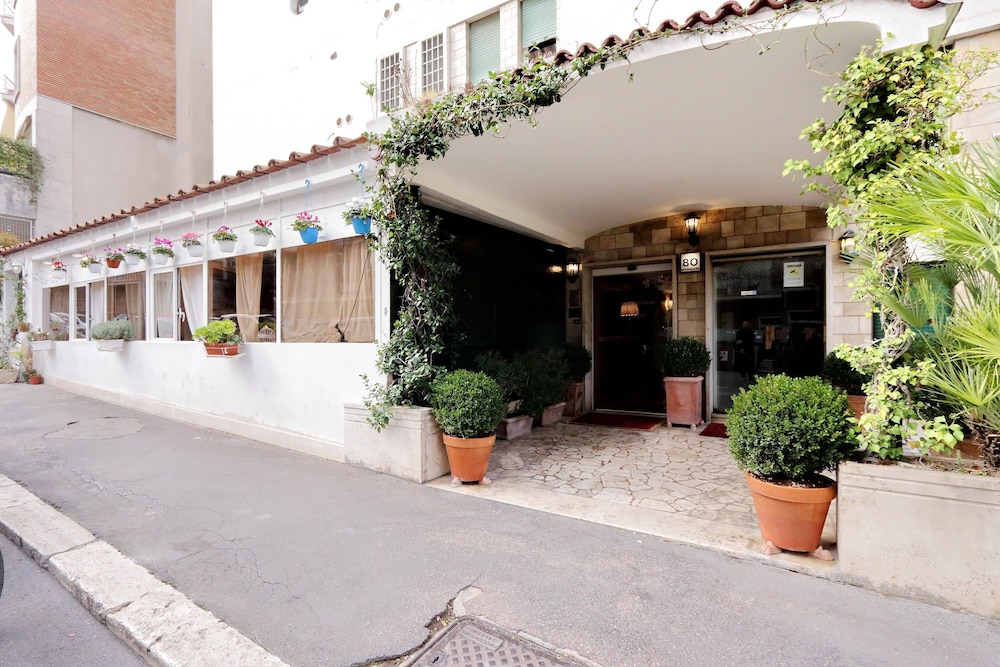 Rent In Rome - Appartamento Archimede