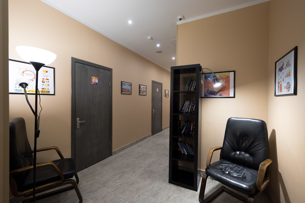 Makarov Hostel
