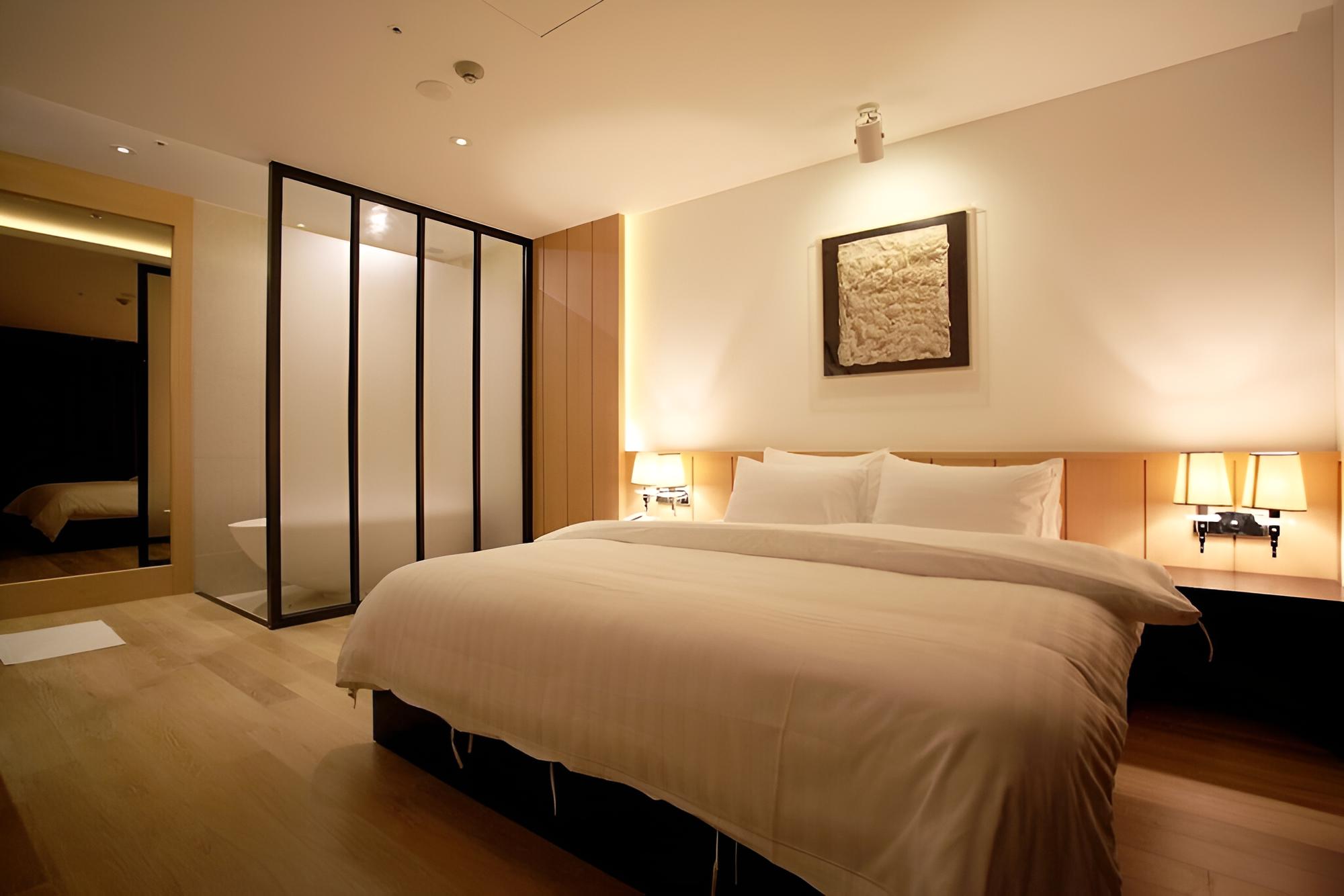 Incheon Ali Suite Hotel