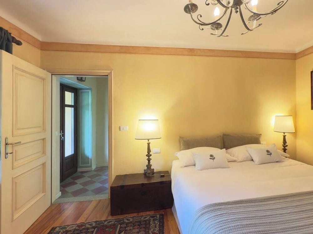 Dimora il Pozzetto Elegant Villa With Garden