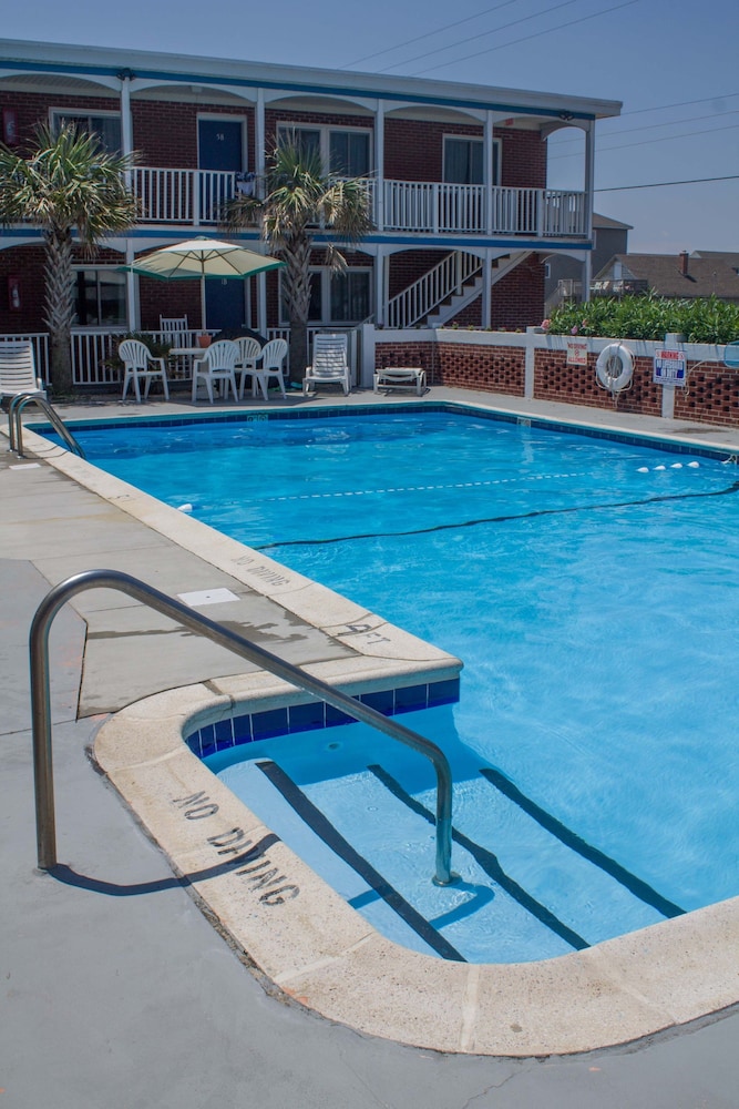 Colonial Inn Motel