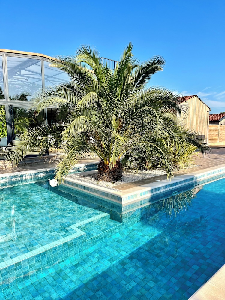 NUIKI Lodges