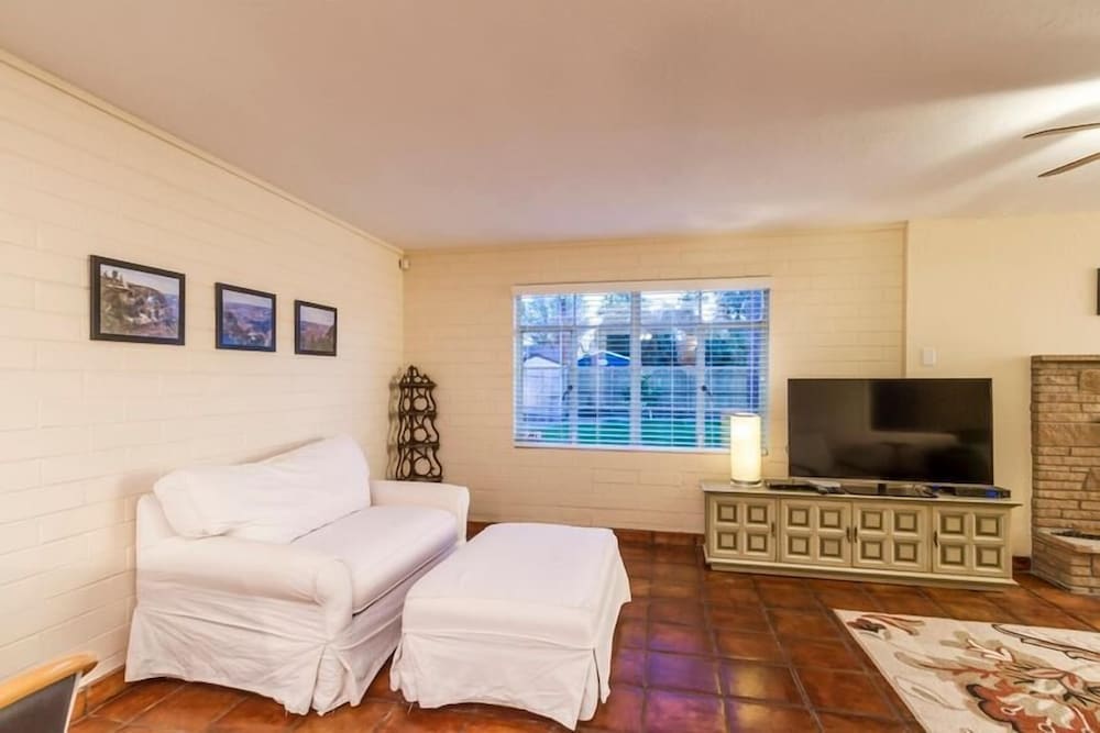 Encanto Bungalow By Signature Vacation Rentals