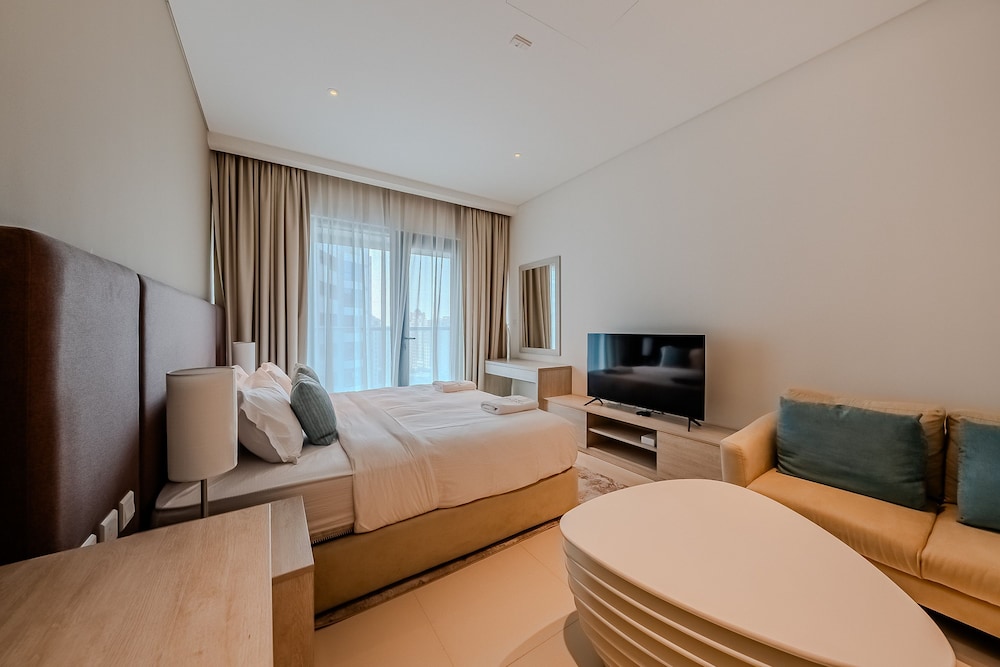 Seven Palm 1327 in Dubai