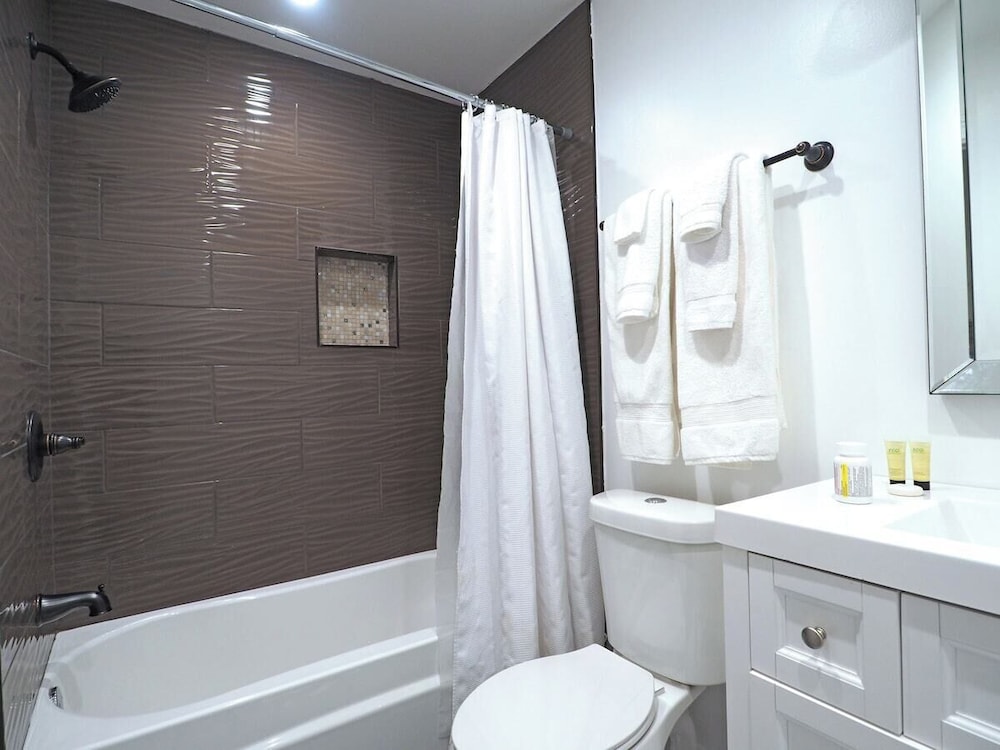 #1 Beach Estate Las Olas Beach Best Location