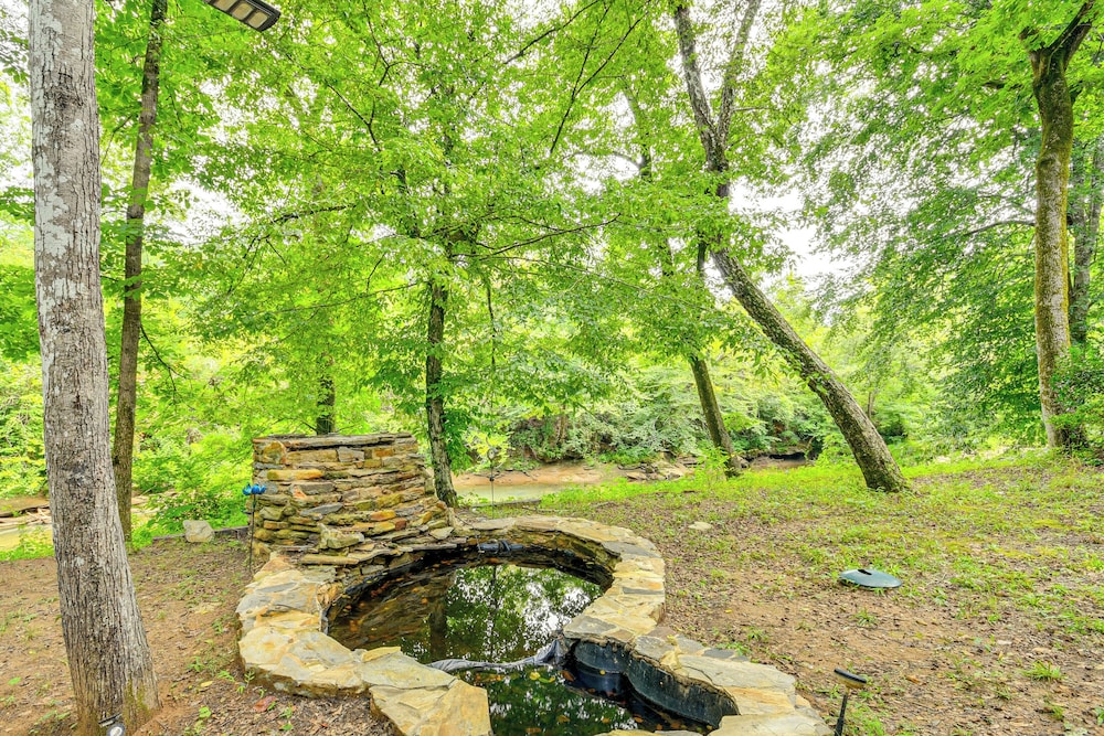 Riverfront Rutherfordton Retreat w/ Fire Pit!