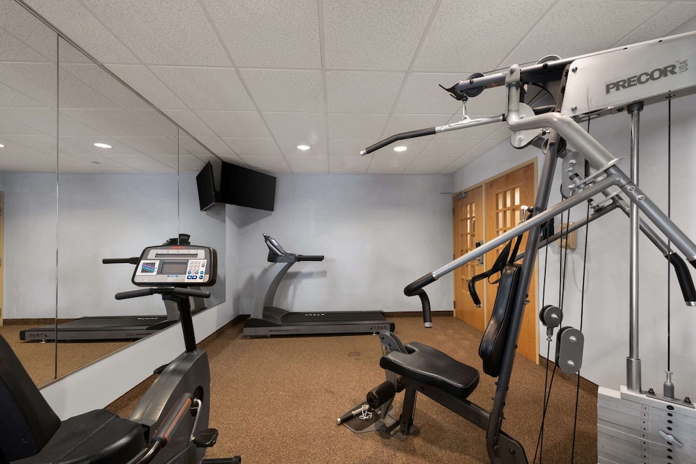 Rodeway Inn and Suites Tomahawk - Property Image 7