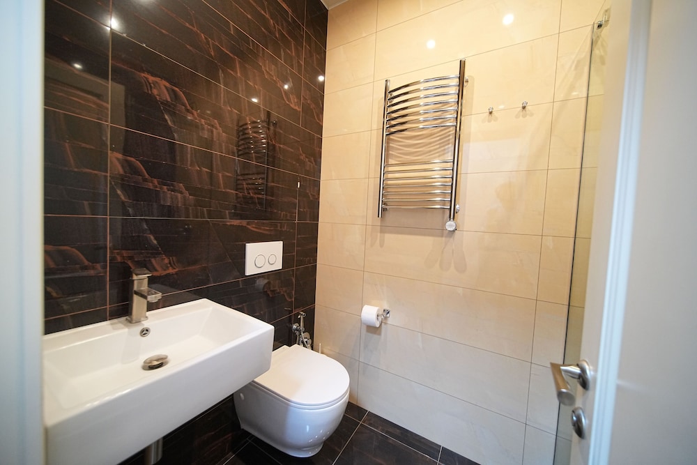 Ararat View 2-bedroom 2-bathroom Luxury Apartments by Sweet Home