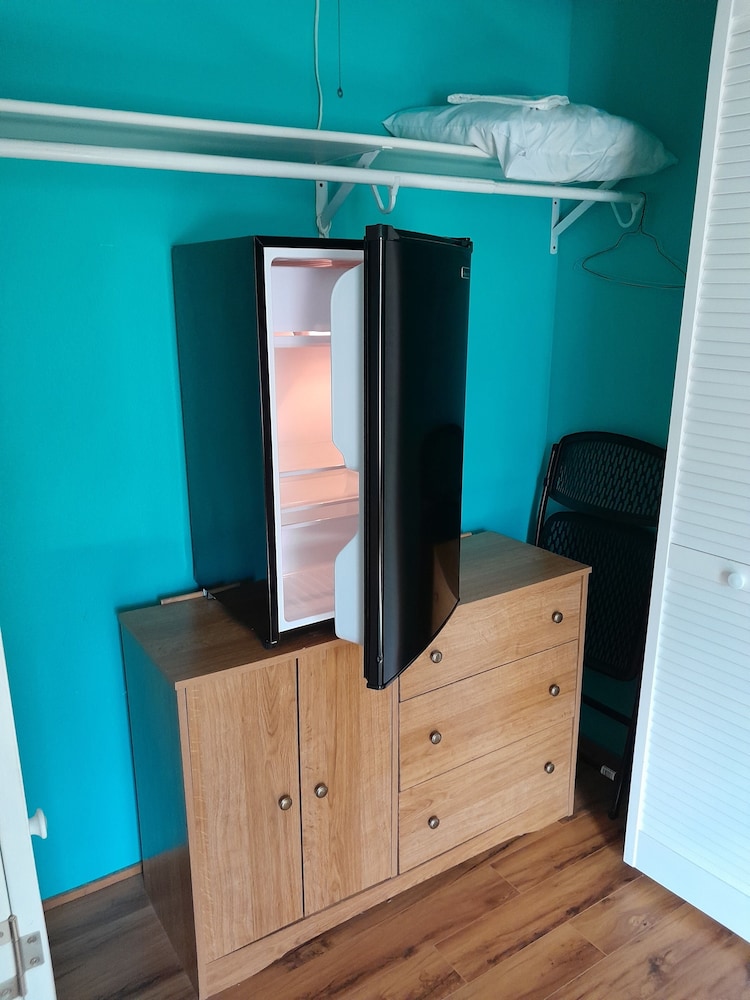 Chateau DeVille - Property Image 6