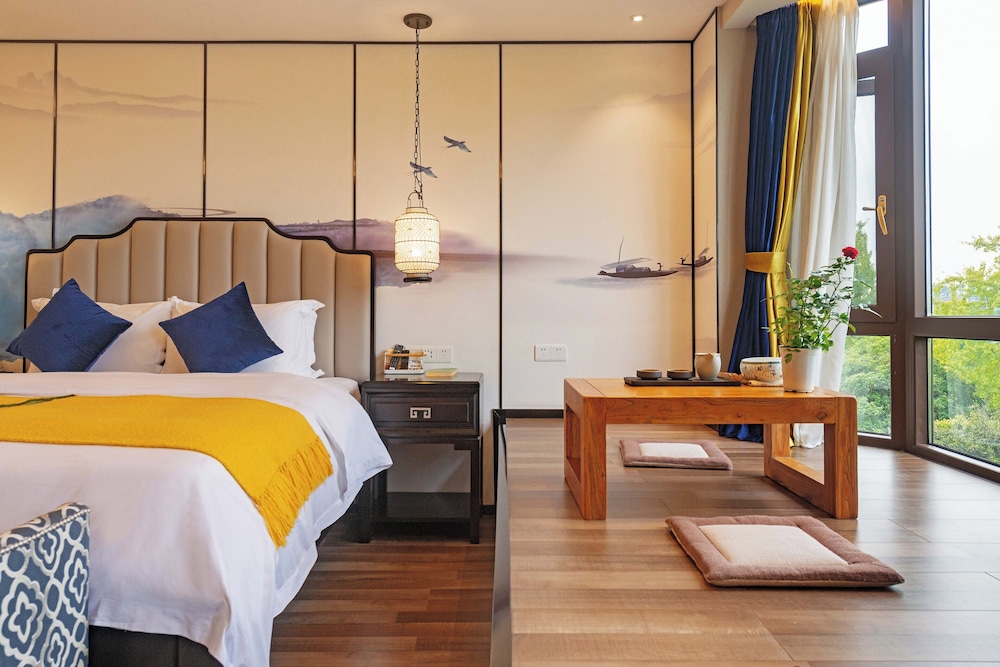 Li River Resort Villa Hotel