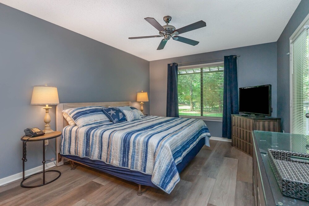 Charming 3 bedroom unit nestled among the trees - 15C West Hyde Park 3 Villa view 2