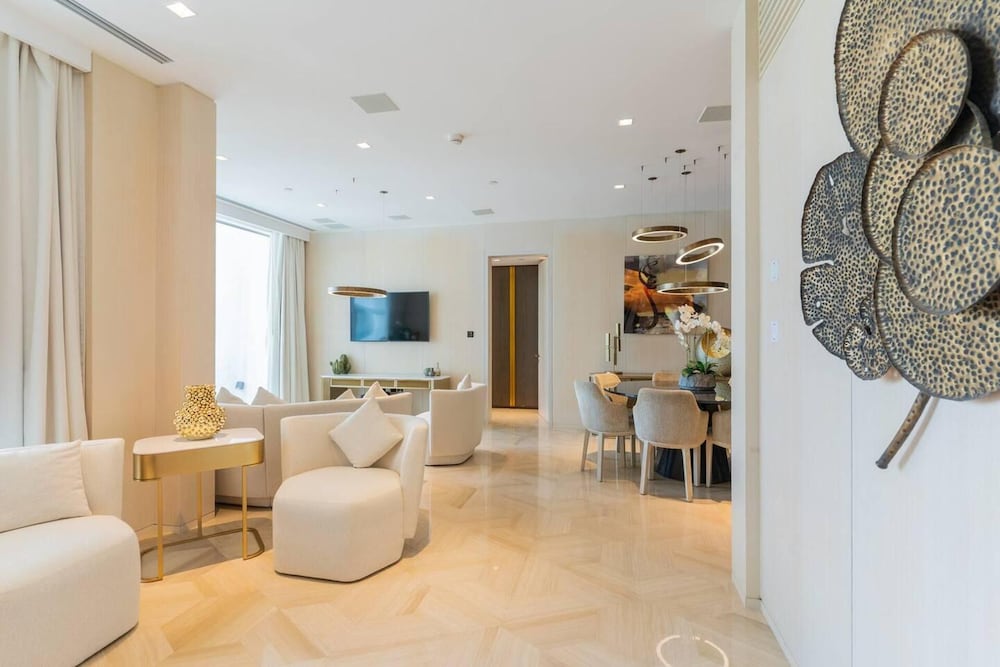 Five Palm Jumeirah Luxurious 2bdr Stunning Views