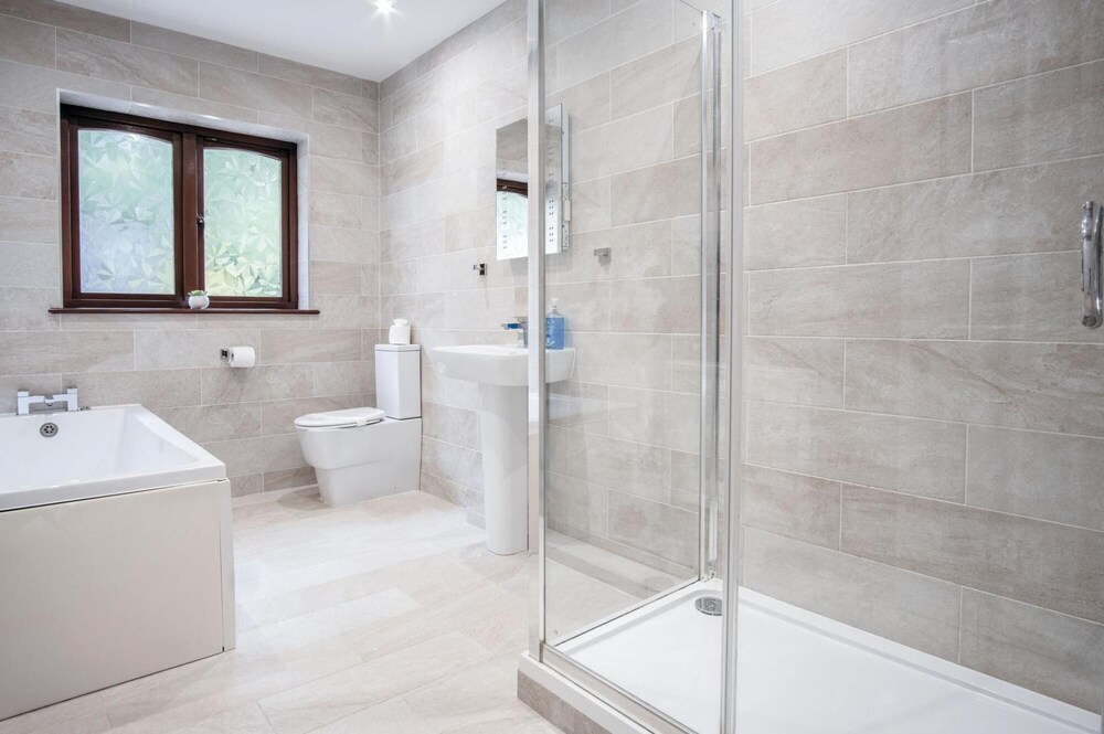 Springfield Lodge - 3 Bedroom Home - Princes Gate view 5