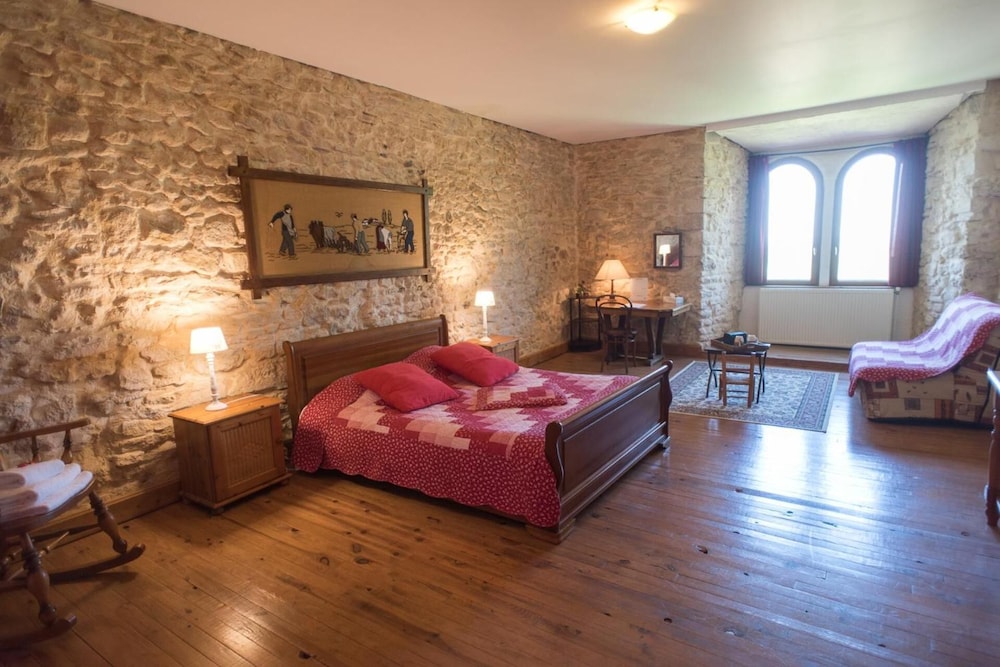 B&B Le Château de Morey view 5