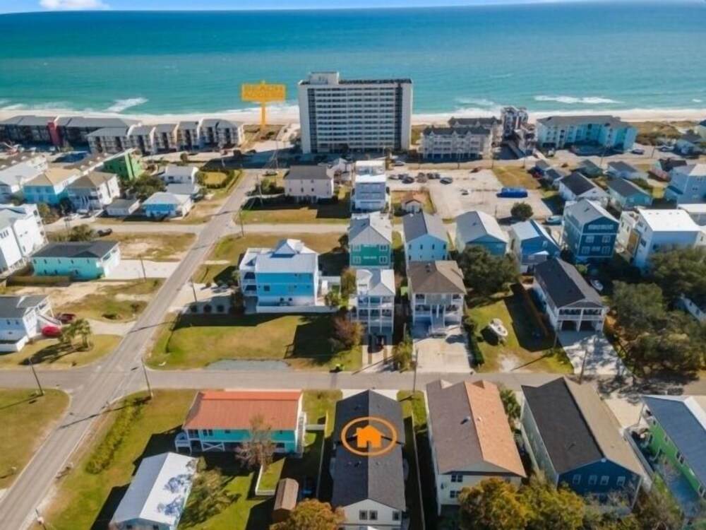 Blue Snapper 3 Bedroom Condo by RedAwning view 4