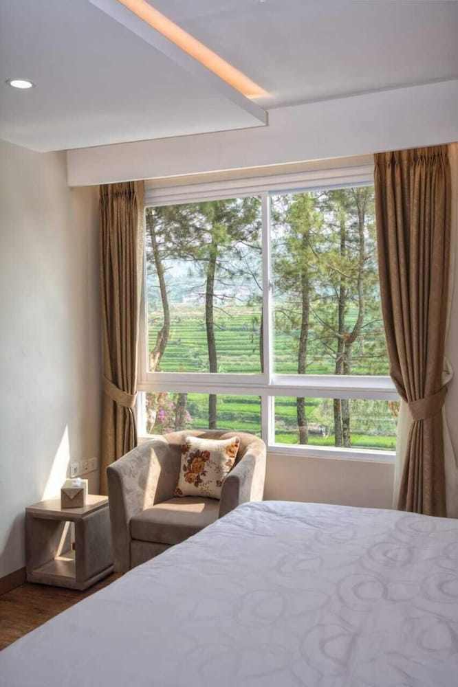 Villa Kota Bunga Puncak 4 Bedroom view 4