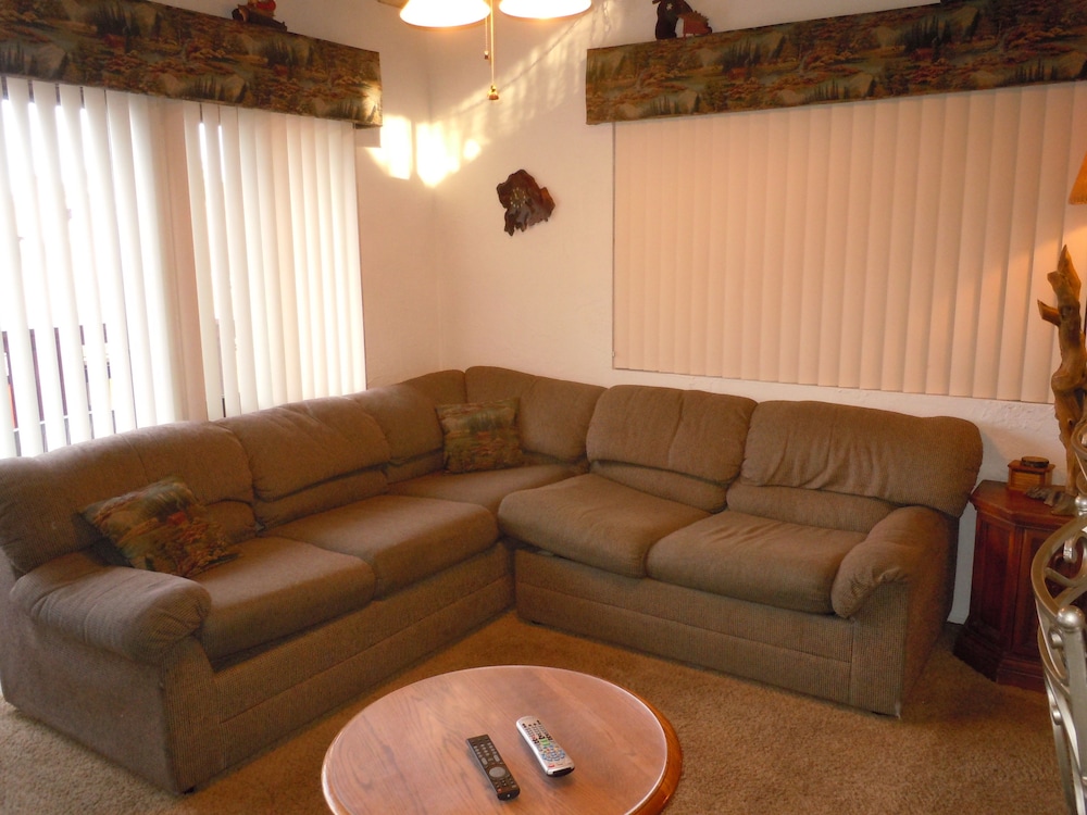 Snow Summit Townhouse Rentals & Sales