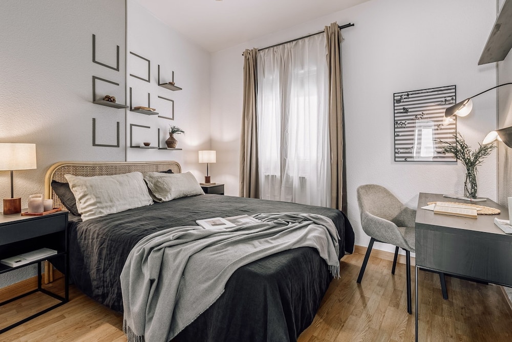 Duke - 3 Bedrooms and Office in Ibiza