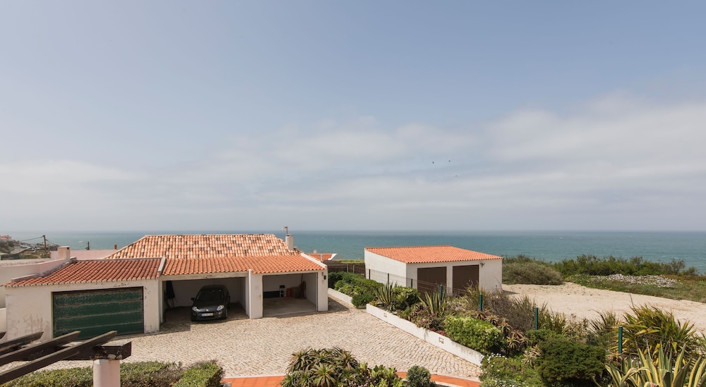 CheckinCheckout - Casa de Férias das Azenhas view 2