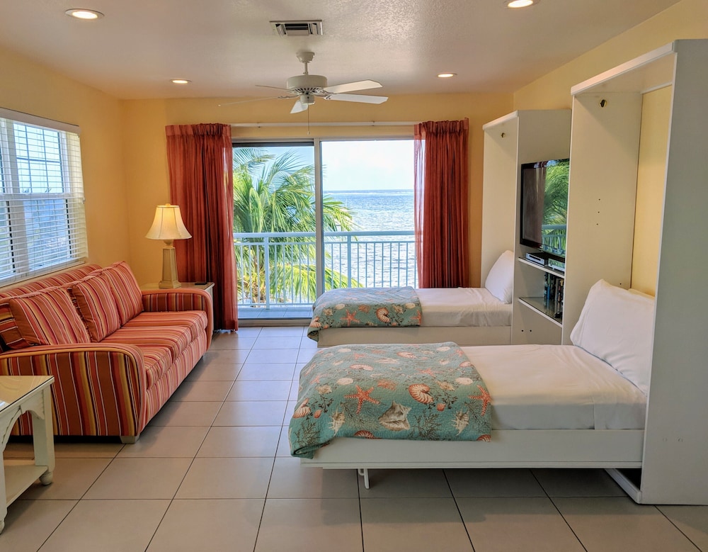 Compass Point Dive Resort - Photo 29
