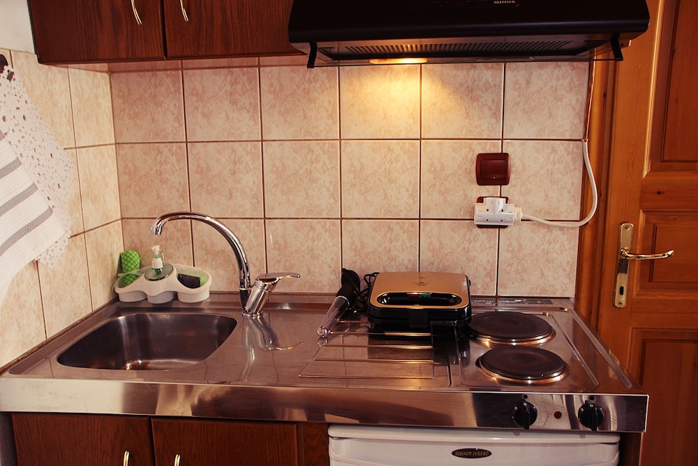 Aristotelis Traditional Guest House