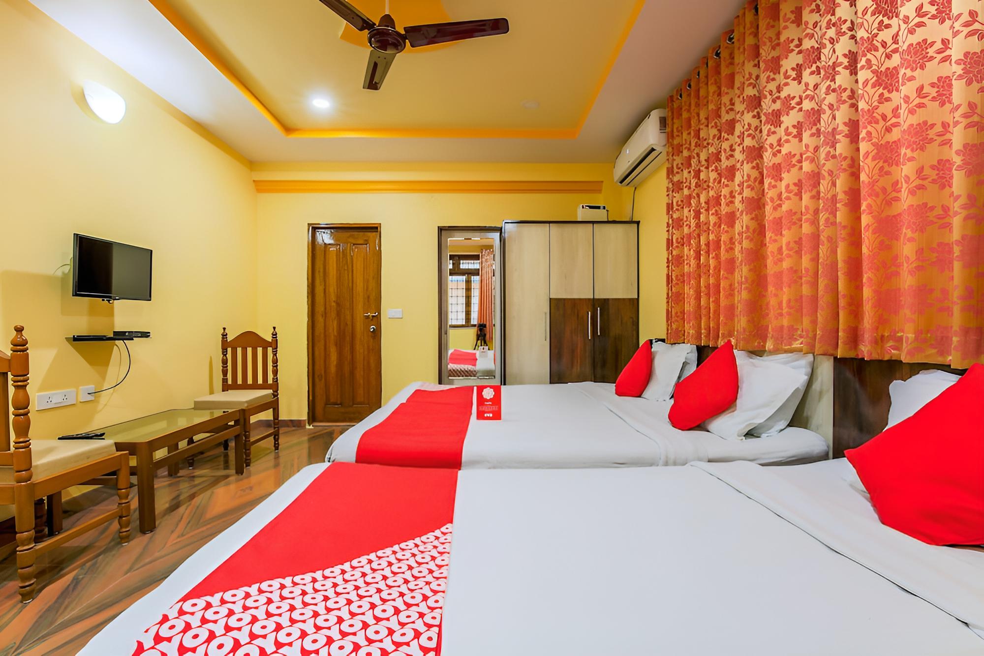Meera Motels & Residency