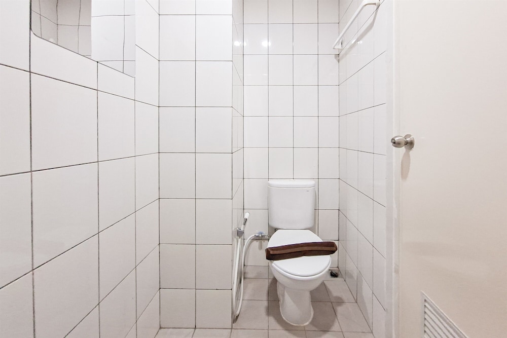 Minimalist Studio Apartment At Sudimara Forestwalk