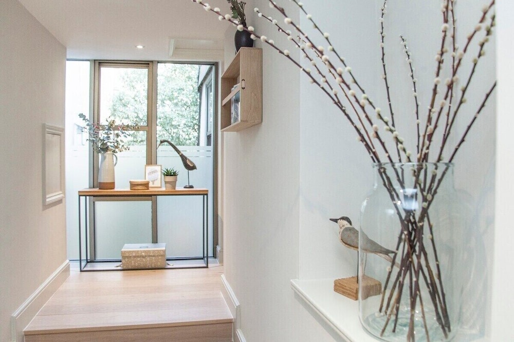 Stylish Wood Street Apartment view 2