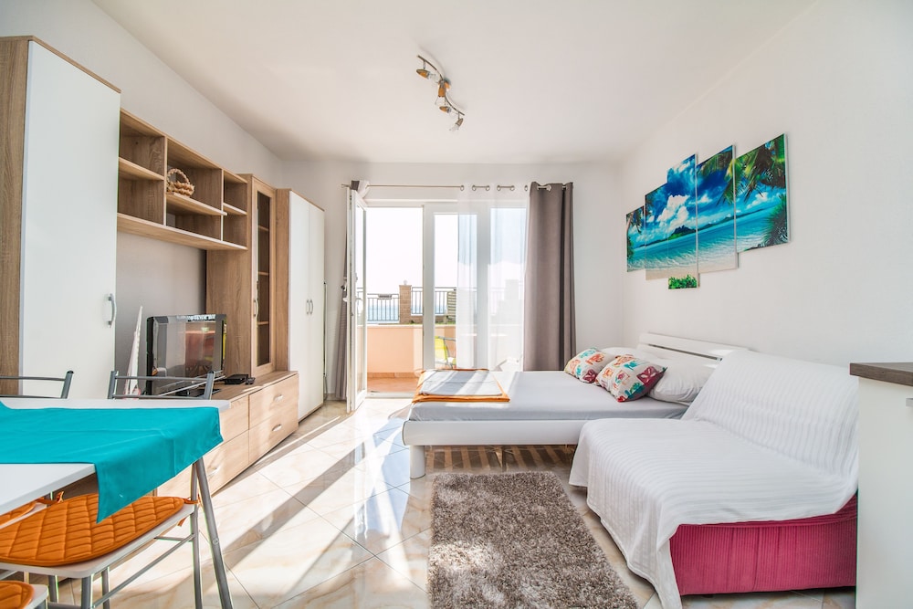 Apartments Rakuljic