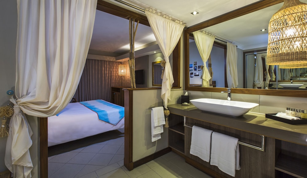 C Mauritius