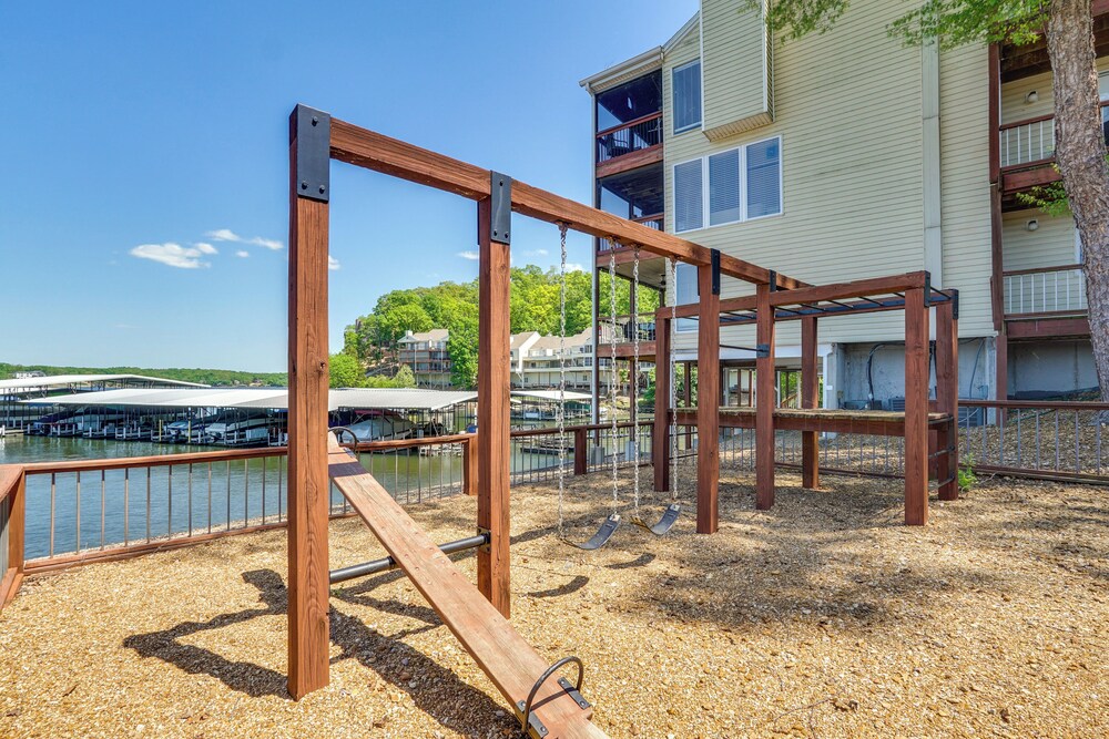 Pet-friendly Condo w/ Pool Access in Osage Beach