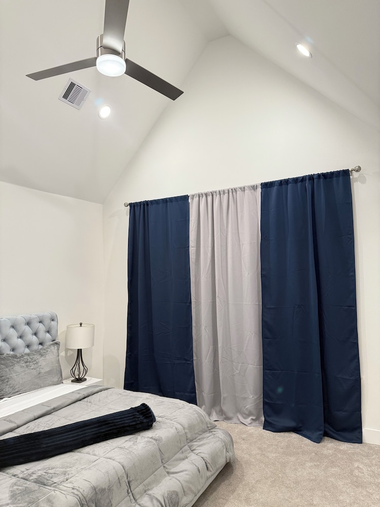 Luxury 3BR for Families Nurses and Group