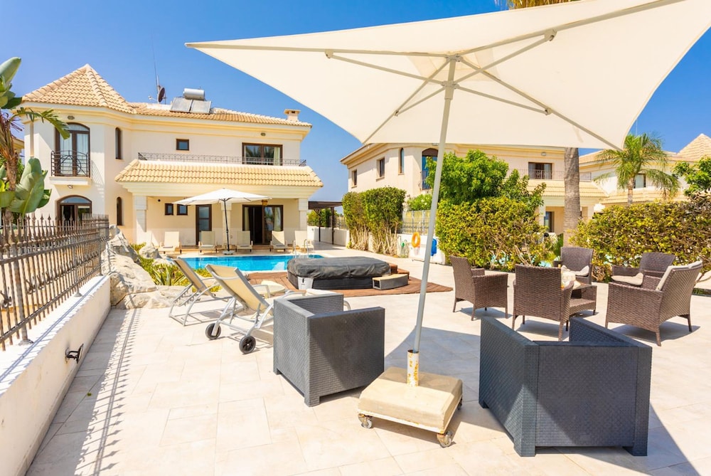 Villa Elysia in Paralimni
