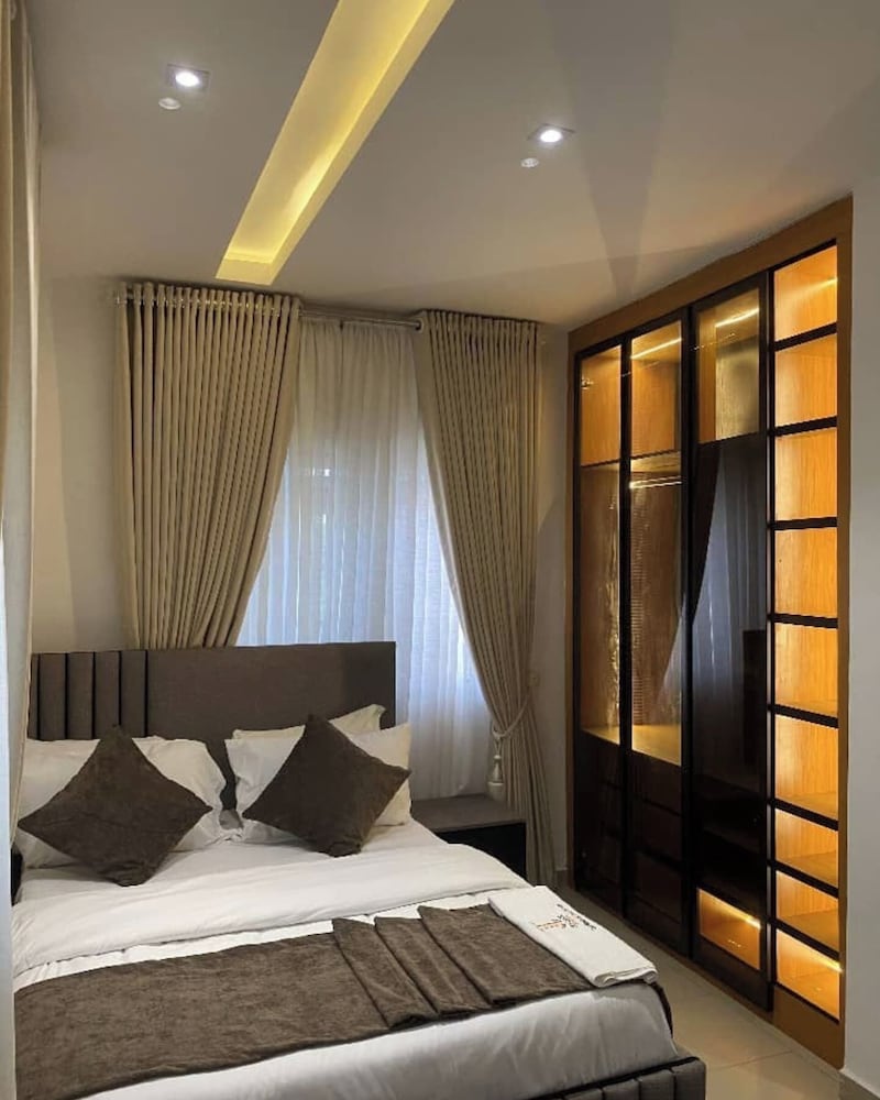 Konar Apartment