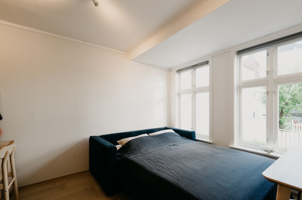 Bergen Beds - Studio Second Level view 3