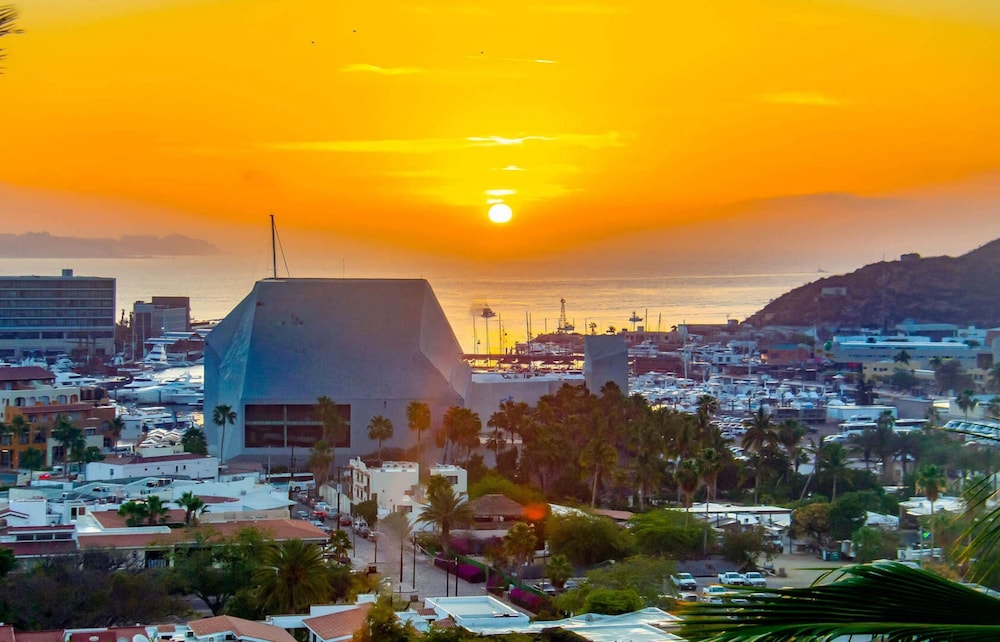 Casa Connie in Cabo San Lucas