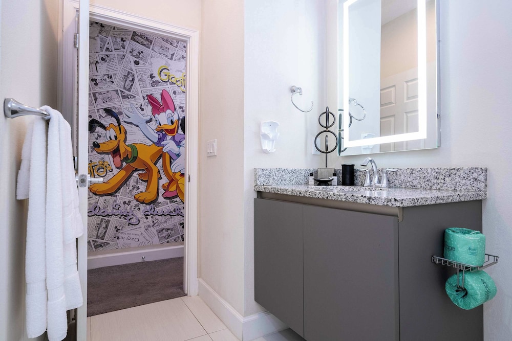 Bright 5BD Disney Escape w Private Pool 1536